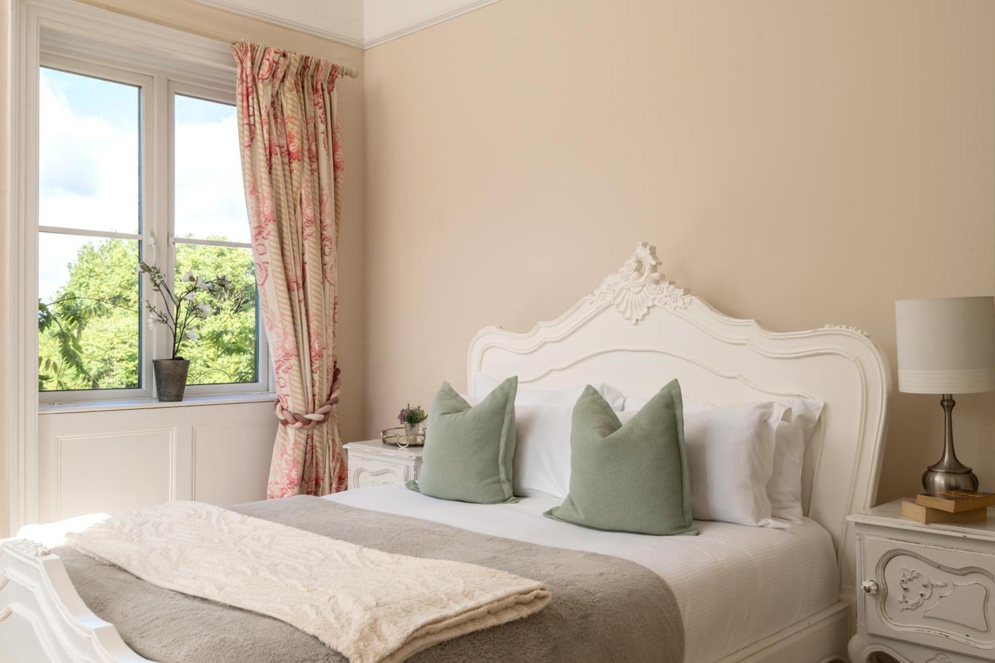 Villa Downwood Vineyard Manor In Idyllic Countryside Blandford Forum Esterno foto