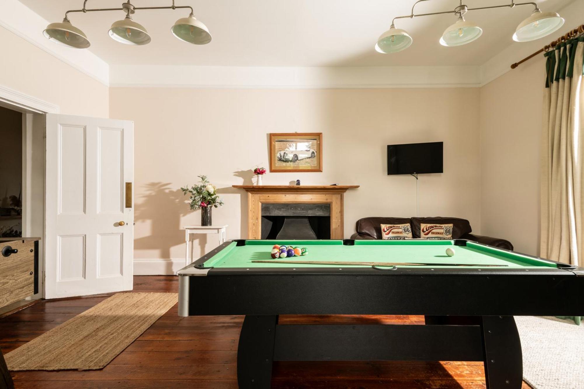 Villa Downwood Vineyard Manor In Idyllic Countryside Blandford Forum Esterno foto