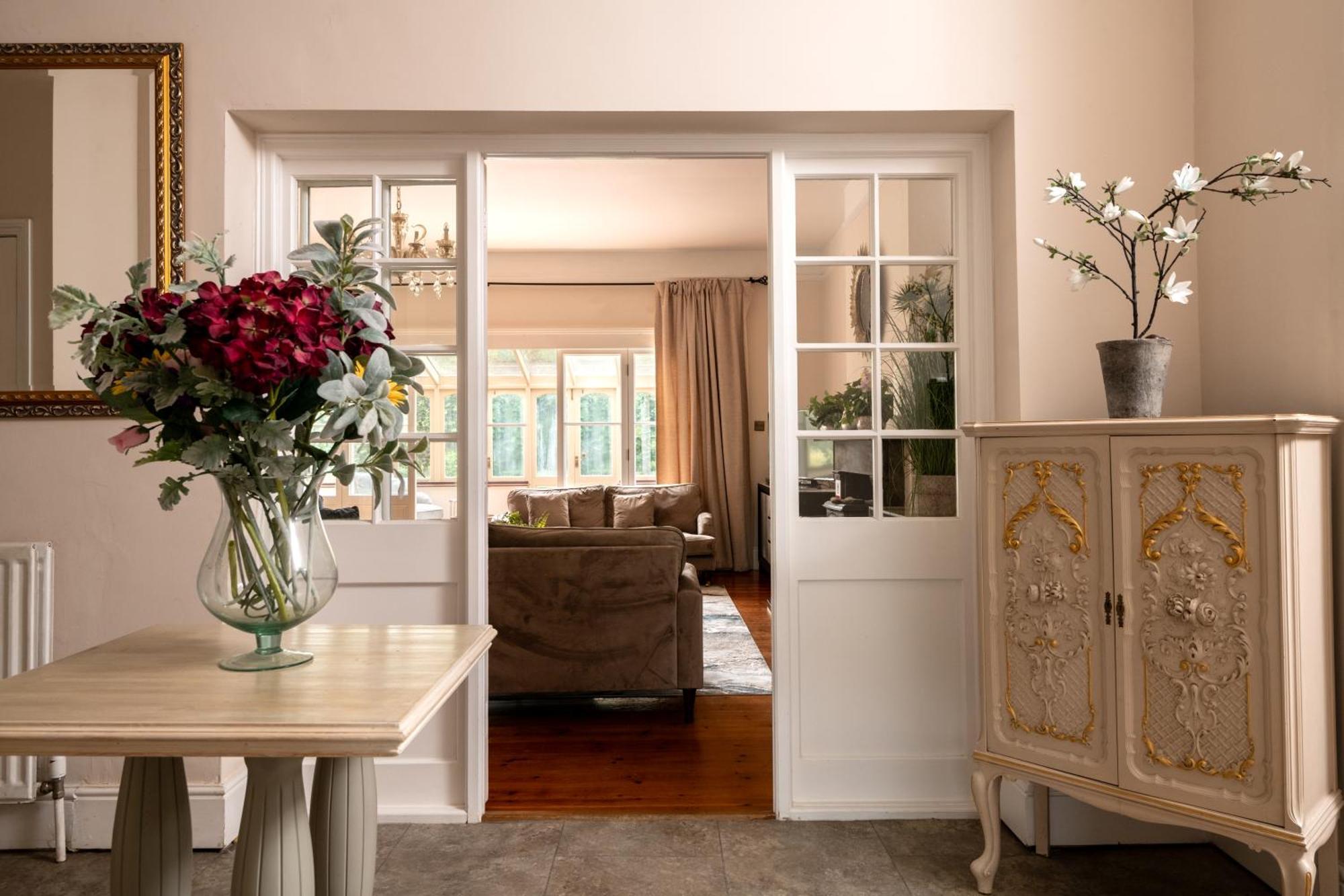 Villa Downwood Vineyard Manor In Idyllic Countryside Blandford Forum Esterno foto