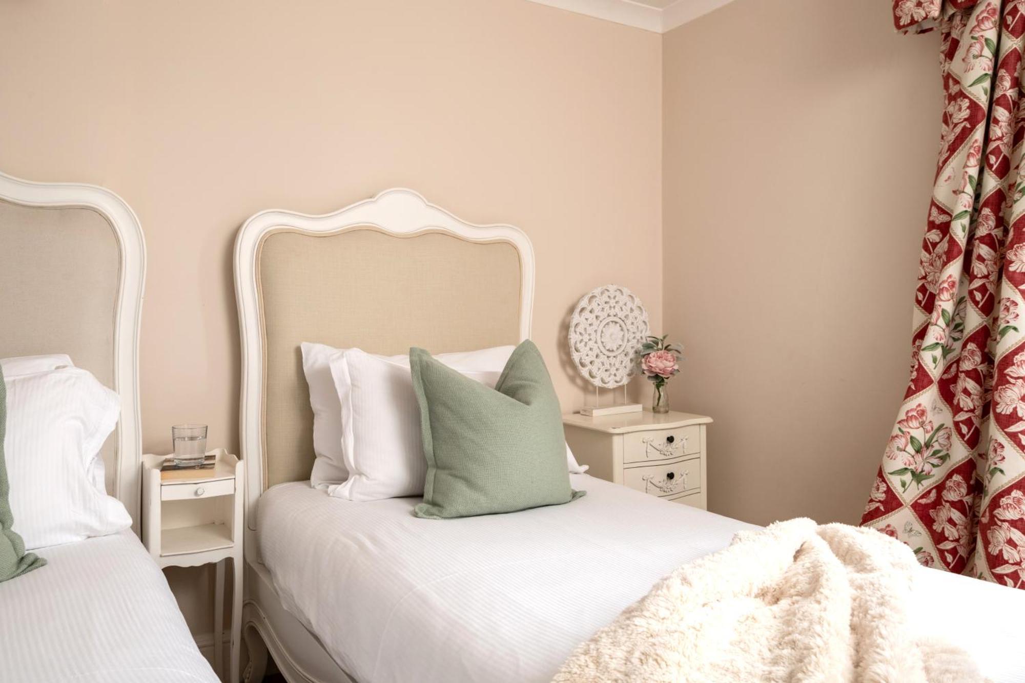 Villa Downwood Vineyard Manor In Idyllic Countryside Blandford Forum Esterno foto